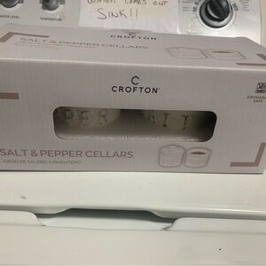 Crofton White Ceramic Salt & Pepper Cellars Set